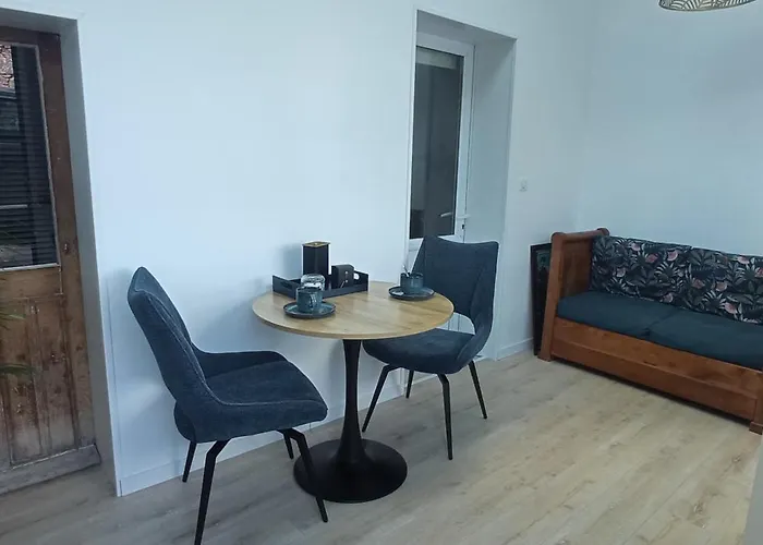 Entre Ciel Et Sevre Bed & Breakfast 3*